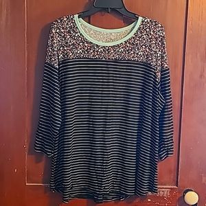 Maurices 24/7 top size 1